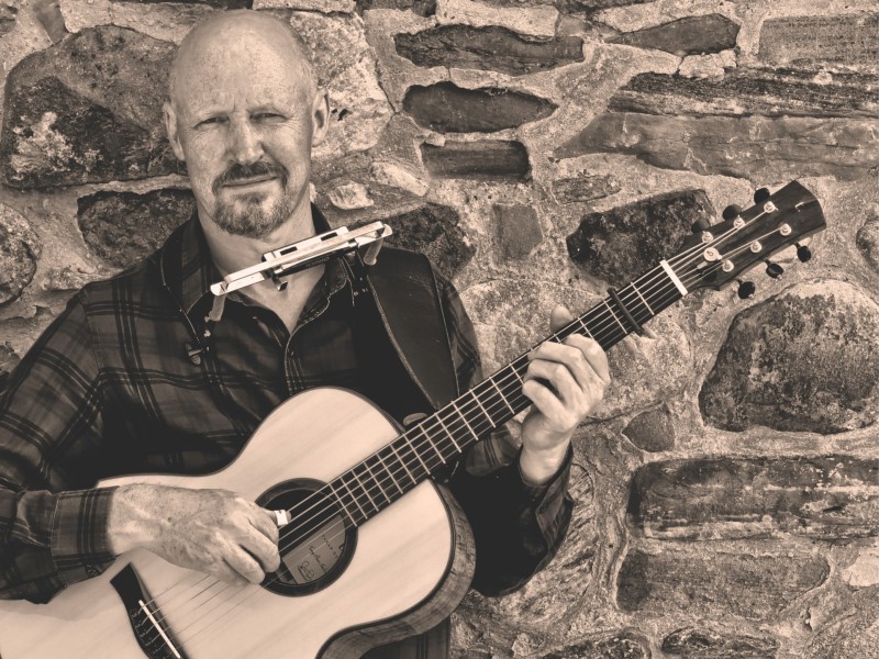 Scots Troubadour Jim Malcolm (Cultural Connections)